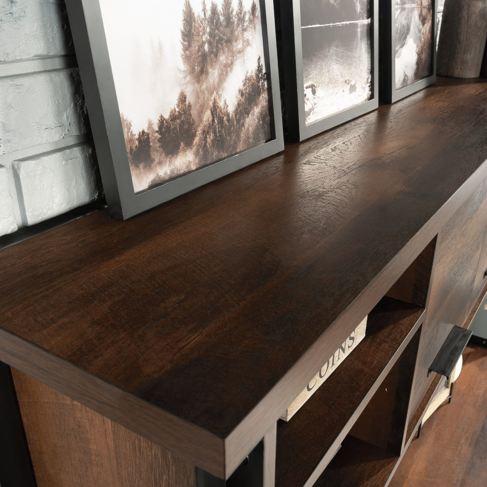 Briarbrook Hutch Barrel Oak